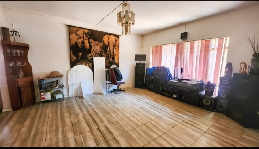 4 Bedroom Property for Sale in Stilfontein Ext 4 North West